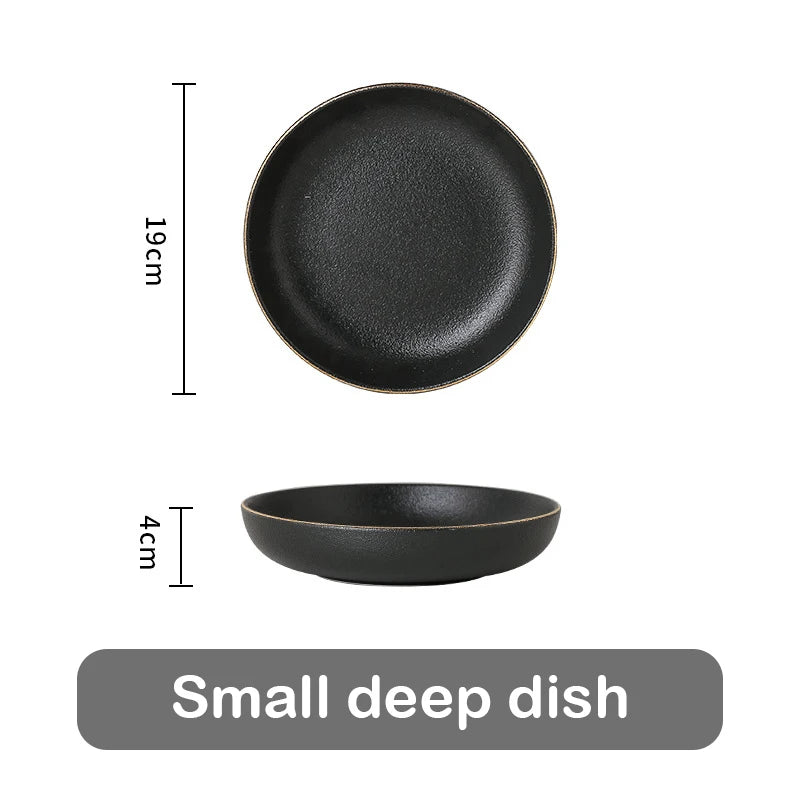 Juego de Platos Negros Mate con Borde Dorado – Elegancia para Mesa y Cocina