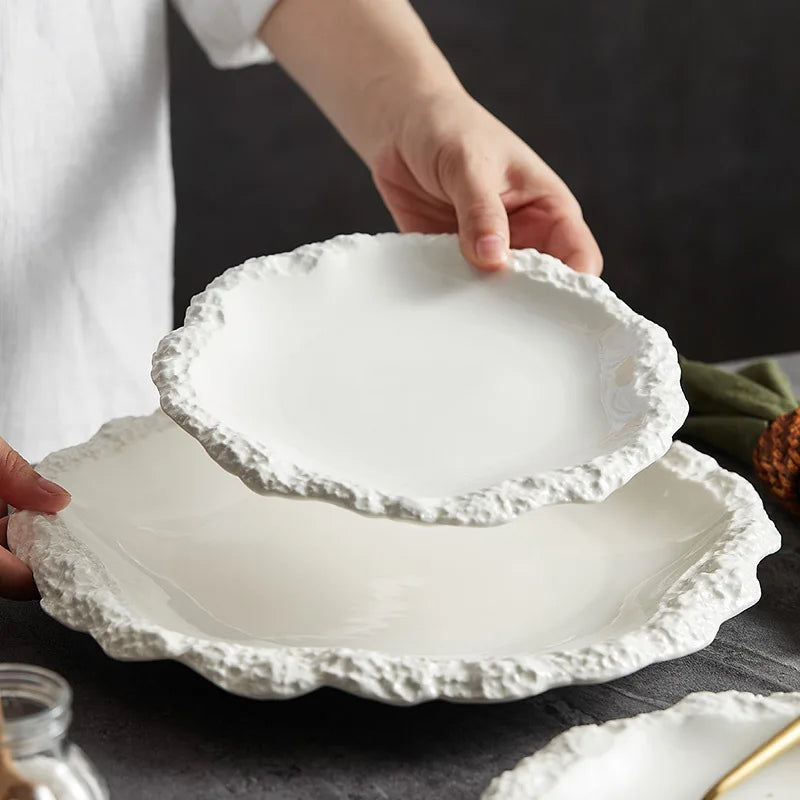 Plato de Cerámica Estilo Rockpattern – Diseño Moderno y Elegante