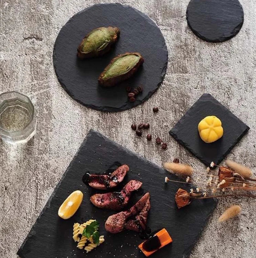 Plato de Pizarra Negra Estilo Japonés y Coreano – Ideal para Sushi y Postres