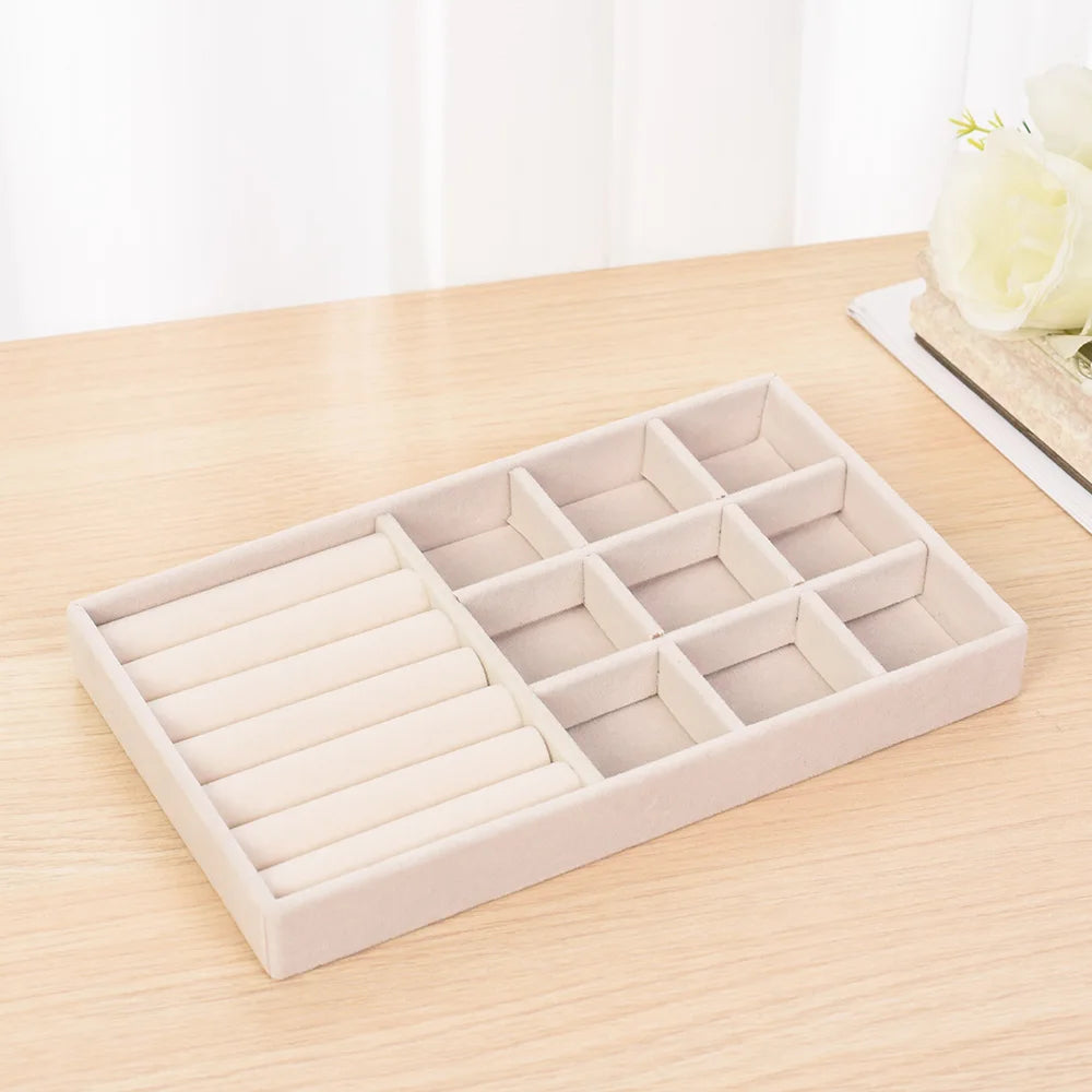 Bandeja de Terciopelo para Joyería – Organizador Apilable y Portátil