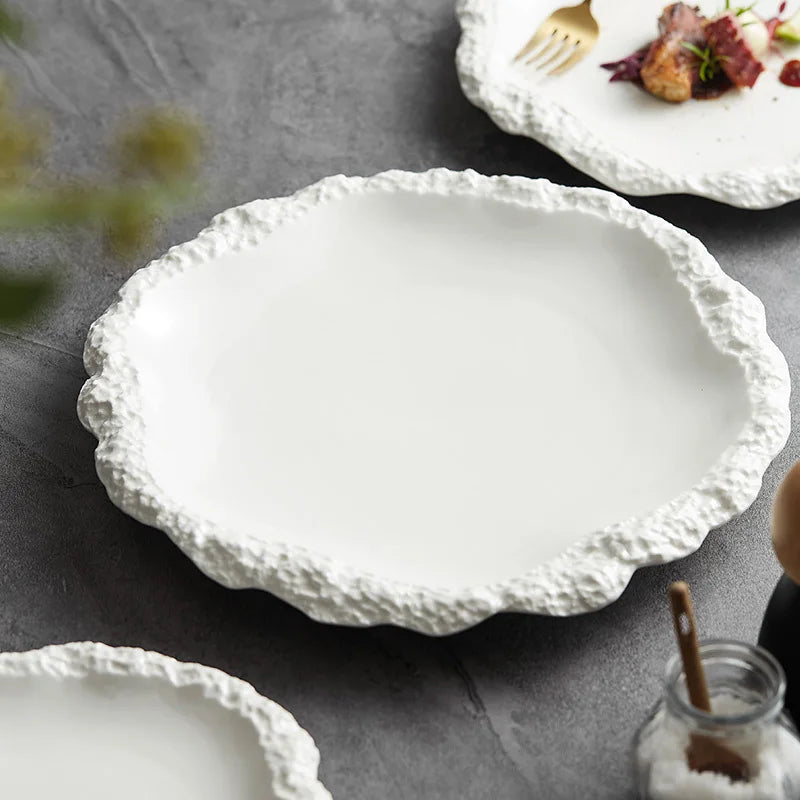 Plato de Cerámica Estilo Rockpattern – Diseño Moderno y Elegante